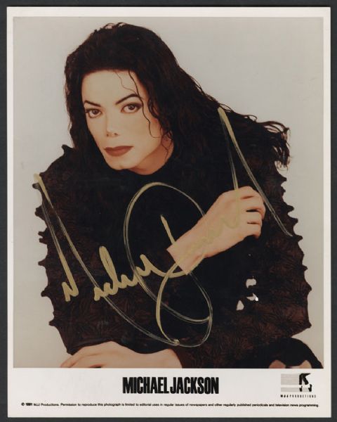 Michael Jackson Signed Original Photograph Owned by Elizabeth Taylor