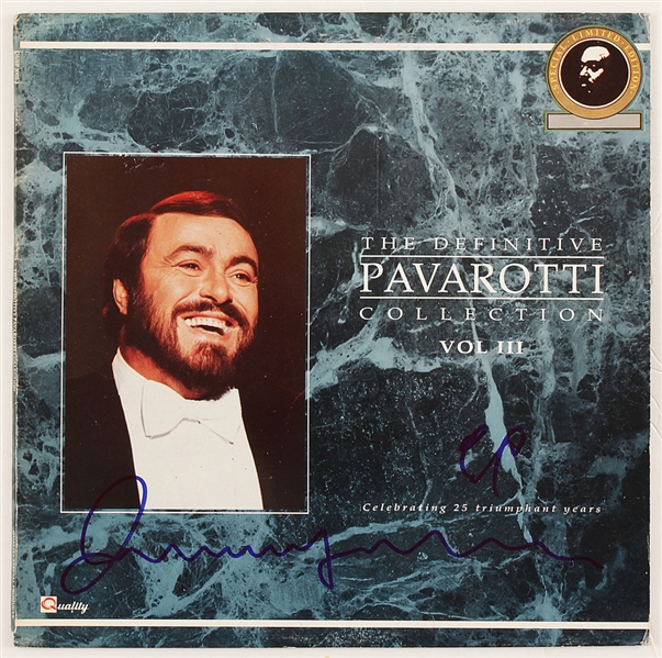 Luciano Pavarotti Signed "The Definitive Pavarotti Collection  Vol. III" Album