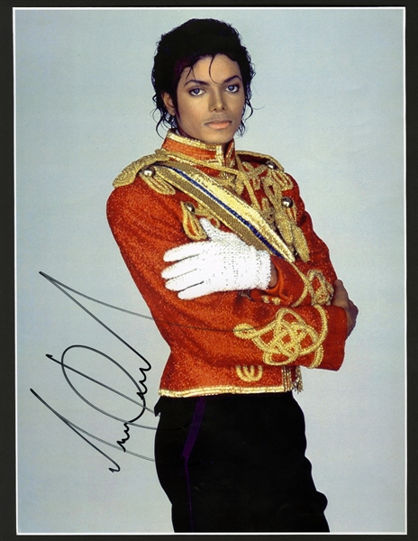 Michael Jackson Signed 11 x 15 Photograph