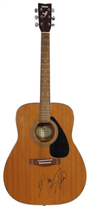 Bruce Springsteen Signed Yamaha F-310 Acoustic Guitar
