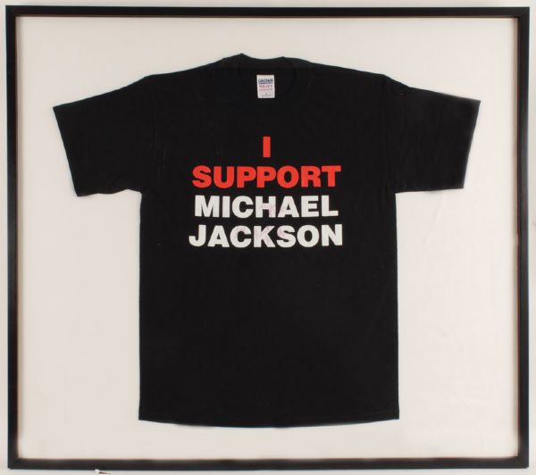 Michael Jackson Personal "I Support Michael Jackson" Neverland Arrest Signed T-Shirt