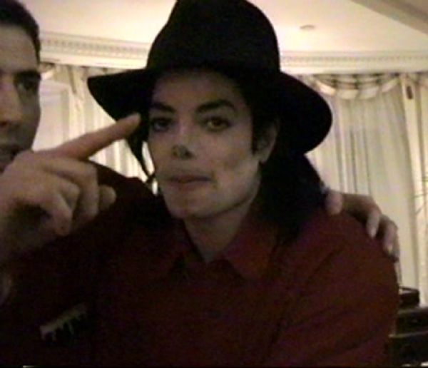 Michael Jacksons Never-Before-Seen Home Movies From Paris 1996