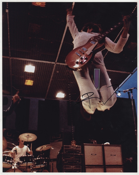 The Who Pete Townshend Signed 11 x 14 "Windmill" Photograph