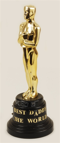 Michael Jacksons Personally Owned "Best Daddy In The World" Oscar Statuette Given To Him from his Children