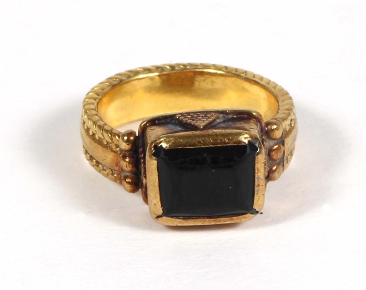 Madonna Owned and Gifted 24kt Gold and Tourmaline Ring, Circa 1995