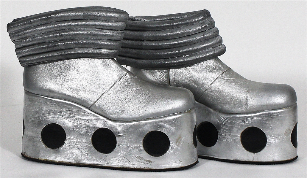 KISS Tommy Thayer Stage Worn Short Silver Platform Boots 