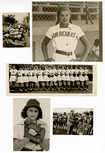 Americanas Girls Baseball Team Photographs