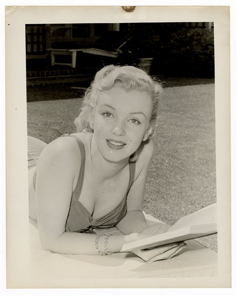 Marilyn Monroe Original 8 x 10 Photograph