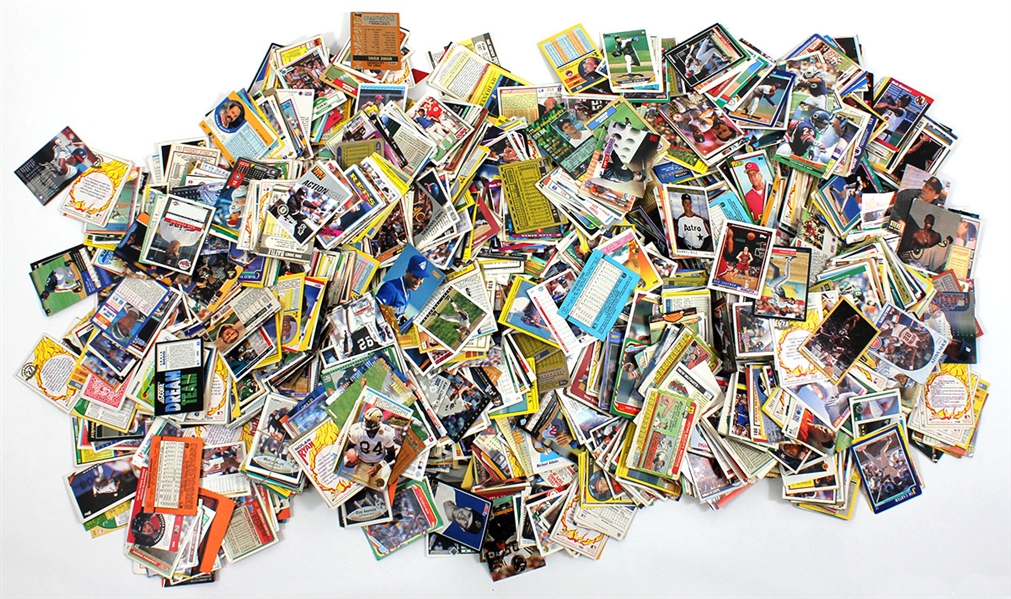 Large Collection of Baseball Cards