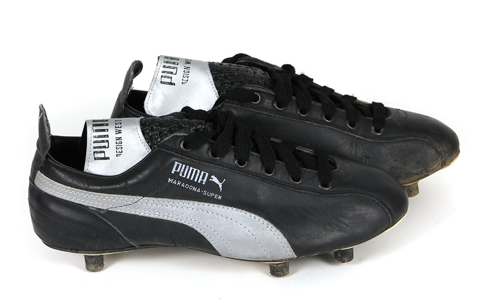 Diego Maradona Iconic Match Worn Custom Puma Shoes Circa 1981/1984 MEARS