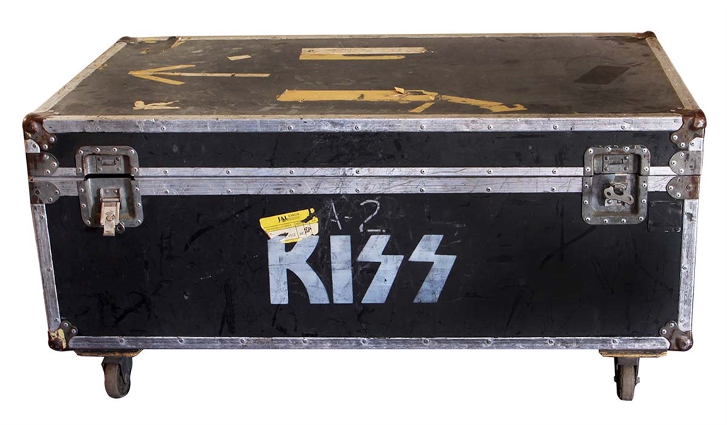 KISS Ace Frehley "A-2" Quad-Compartment Road Flight Case 1996 to 1999 Concert Tours for 4 Gibson Les Paul Guitars 2001 Official Kiss Auction