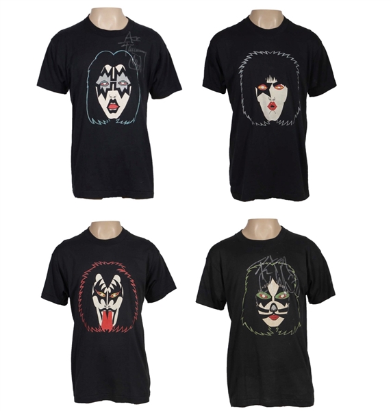 KISS Originals 2 Album Mask Artwork Head Shop T-Shirt 4pc Set Ace Frehley Peter Criss Gene Simmons Paul Stanley Signed
