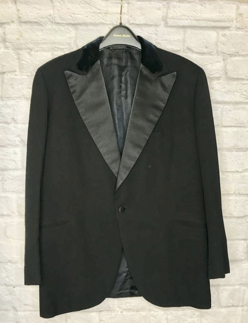 Lot Detail - Frank Sinatra Stage Worn & Owned 1975 Bespoke Tuxedo ...