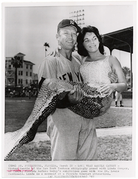 Original Mickey Mantle Wire Photograph