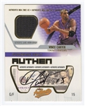 2002-03 Fleer #15 Vince Carter Authentix Patch-Autograph