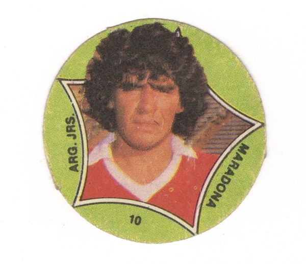 1979 Crack Super Futbol Argentinos Juniors Discs #10 Diego Maradona Rookie Card