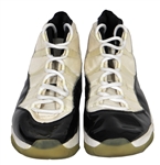 Michael Jordan Signed Air Jordan XI Shoes Game Worn by Bill Wennington (Ex-Trainer LOA)