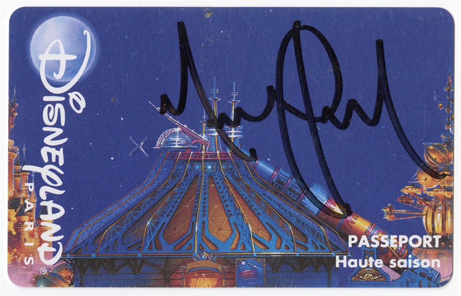 Michael Jackson Signed 1995 Disneyland Paris Season Passport