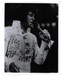 Elvis Presley Signed “Aloha from Hawaii” Photograph (REAL)