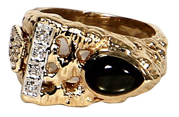 Lot Detail - Elvis Presley Owned & Worn 14kt Yellow Gold Lot Detail - Elvis Presley Owned & Worn 14kt Yellow Gold