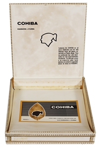 Fidel Castro Owned & Signed Cohiba Lanceros Cigar Box (JSA & RGU)