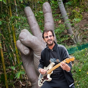 Fender Guitar Heroes Custom Stratocaster Played & Signed by Ringo Starr, Eric Clapton, David Gilmour, Bruce Springsteen, Slash & More - From Teenage Cancer Trust Charity & Used For “Heroes Going Home”