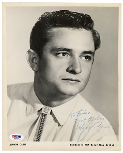 Johnny Cash Vintage Signed 8 x 10 Promotional Photograph (PSA/DNA)
