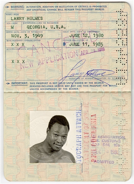 Larry Holmes Signed Original 6/12/1980 Passport