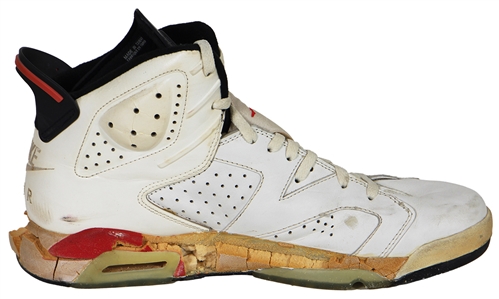 1991 Michael Jordan Game-Used & Signed Nike Air Jordan VI Sneaker (JSA)