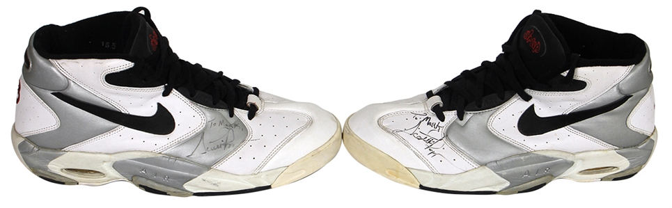 Scottie Pippen 11/09/1994 Game Worn & Signed Sneakers (JSA)