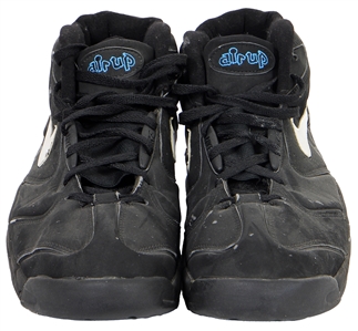 Horace Grant 1991-1995 Signed & Game Worn Sneakers